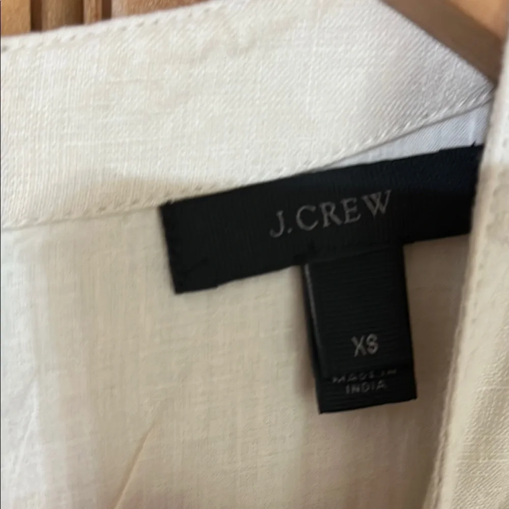 Elegant Cream Sleeveless Dress - Picture 2 of 5